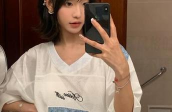 beautyleg - Vicni双马尾风格的完美写真合集：多张图片让你爱不释手