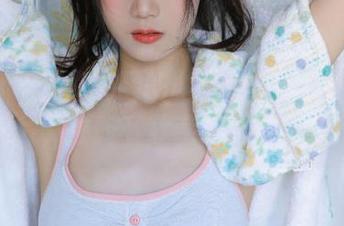 pans - 探索咖喱的时尚世界：多款裤里丝图片，立即下载感受她的独特魅力