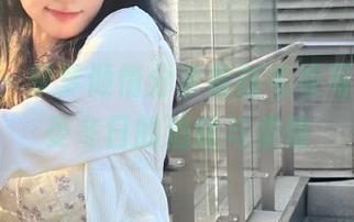 pans - 梦梦倾情分享最新毛衣写真，感受冬日的温暖与柔情
