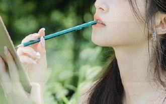 pans - 浴室里的“狐狸”：原图与壁纸里的搞笑背后，是我与生活的真实对话。