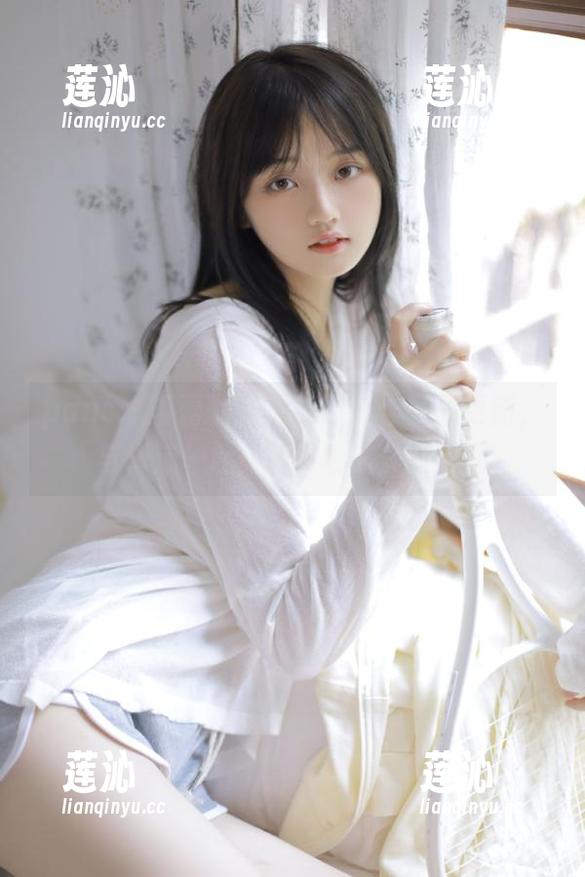 pans - 蕾蕾的海边梦想：作品集更新，与海浪一起舞动青春的美好瞬间