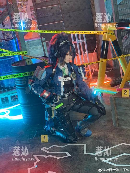 w百合欧皇子w浪漫粉色系列写真更新合集：让你沉浸在梦幻的洗礼中