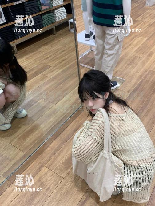 全套精美写真欣赏：yui金鱼Lolita的艺术魅力与情感