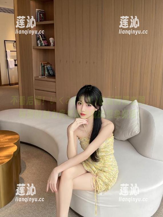 不看后悔！いくみ(育美)最新制服套图，制服的魅力竟然超出我的想象极限！