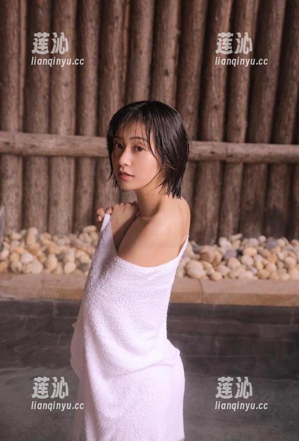 サク(saku)校园写真完全手册：让你的下载变得简单又有趣！