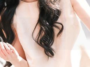 丽柜 - 全套贵足盛宴来袭，快来下载婷婷的独特风格！