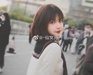 发现“仙女月”万圣节的独特风格，获取免费写真资源，尽情分享吧！