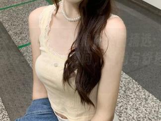 余多多Dudu带来的棉袜作品精选：用照片记录每一个温暖瞬间，时尚与舒适兼具！