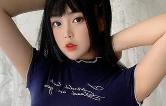 无圣光校服写真，捕捉你烨烨青春岁月的每一个动人瞬间