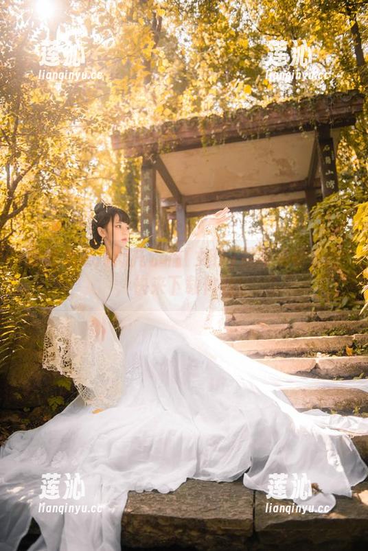 你的负卿阿斯托尔福(女仆)最新免费原图，快来下载体验！