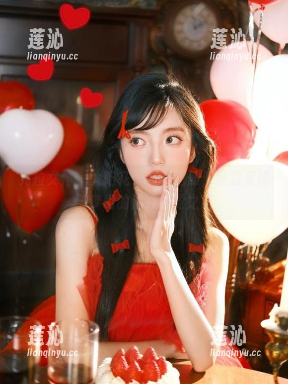 克拉女神 - 大阳花嫁高清图册，绽放爱情与梦幻的浪漫视觉之旅