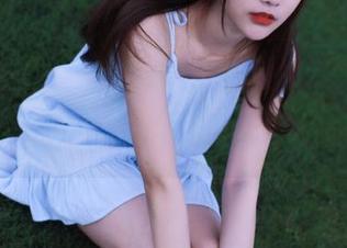 克拉女神 - 探索宋智珍的白衬衫魅力，网盘写真作品让你眼前一亮！