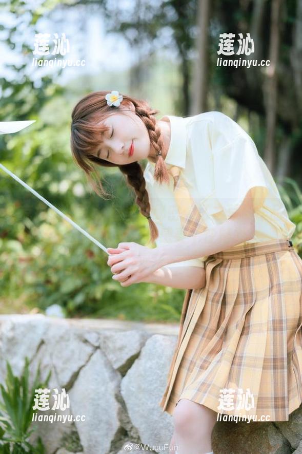 克拉女神-忆之 克拉女神 - 浴室里的秘密:忆之写真作品,免费下载带你感受个性魅力