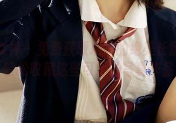 克拉女神 - 免费获取瑞莎的绝美长腿图片，轻松收藏这些可爱的写真作品！