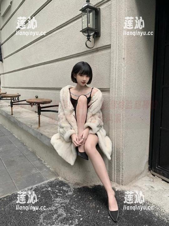 兔玩映画定制美图精选，邀你体验超棒的绝对领域的独特风采