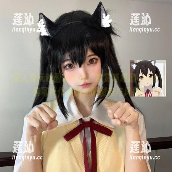 深入兔玩映画的宇宙，欣赏喵喵的cos合集写真作品的无限创意与风情