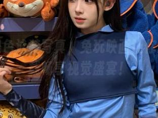 完美黑色泳装写真，兔玩映画让你轻松下载畅享视觉盛宴！