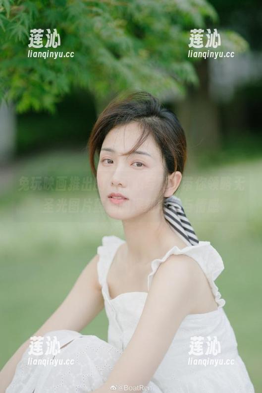 兔玩映画推出的紫雨心写真，带你领略无圣光图片蕴涵的深刻内涵与情感