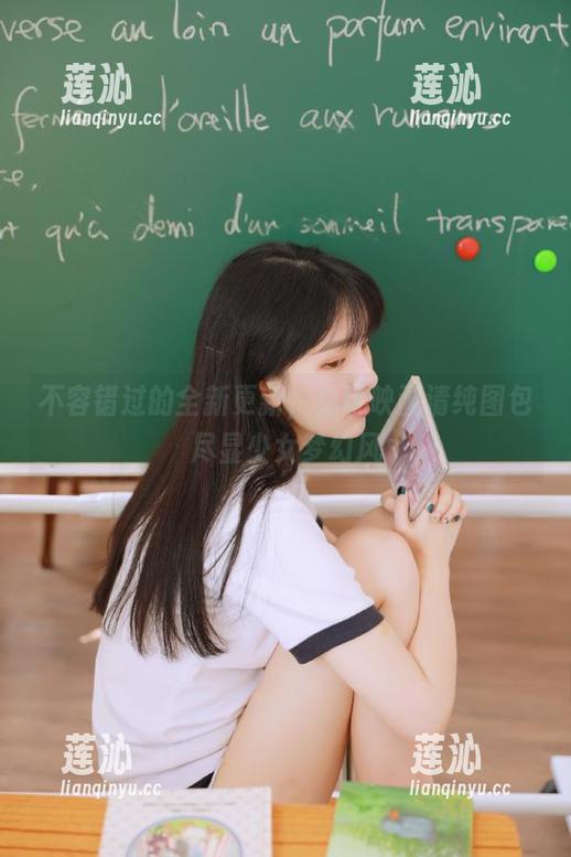 不容错过的全新更新，兔玩映画清纯图包尽显少女梦幻风