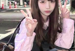 初夏女神 - 高清安妮浅装车模作品资源，展现独特的时尚风格