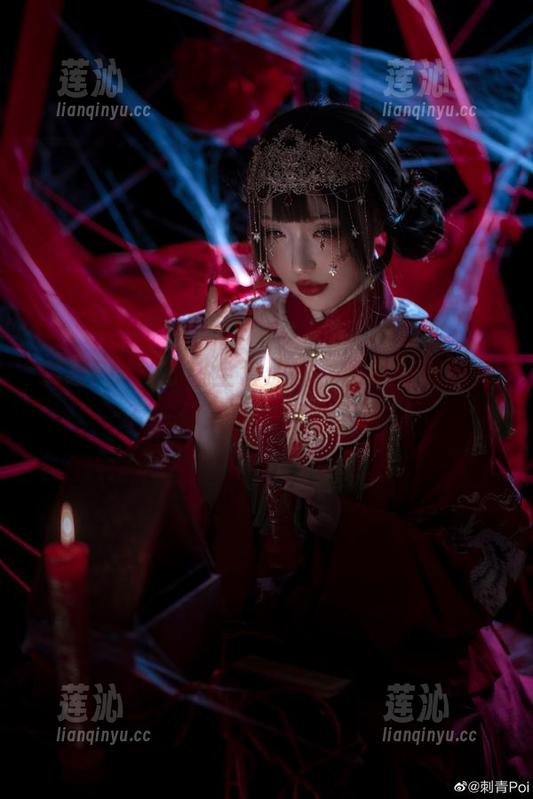 刺青Poi的胡桃全套原图，幽默与美丽并存，你准备好感受了吗？