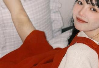 免费获取可可小白兔的体操服女学生写真照片，唤醒你的青春回忆