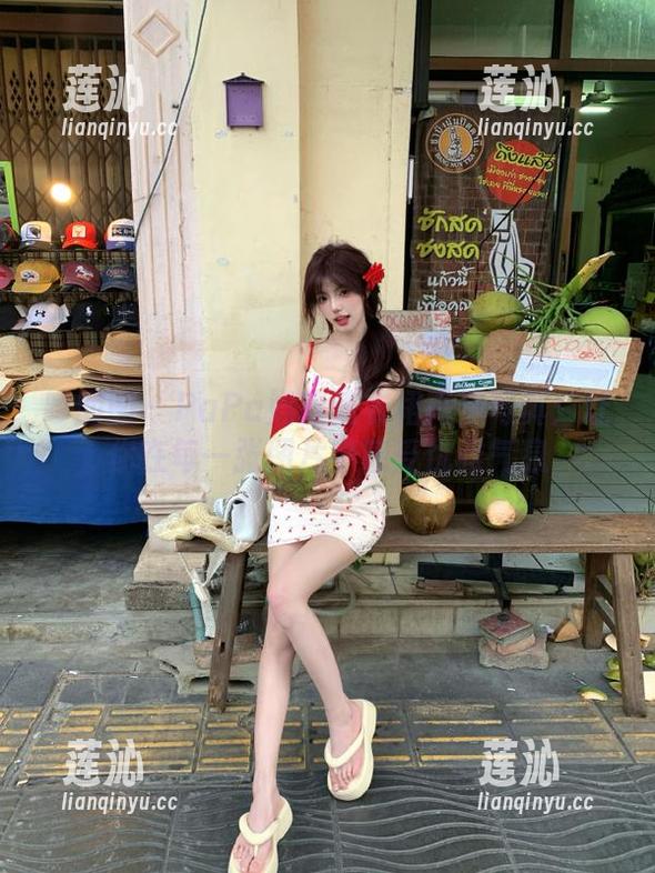嗲囡囡 - PaPa妈咪连衣裙高清写真：让你在每一张图片中感受优雅气息