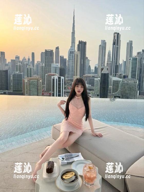 嗲囡囡 - 贾诗晗透明图包：精选作品透出每一缕自然之美，等你来欣赏！
