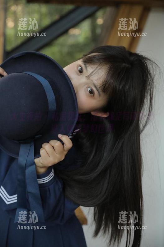 大生模拍 - 私房见证：雨桐裸足写真带你进入她的梦幻世界