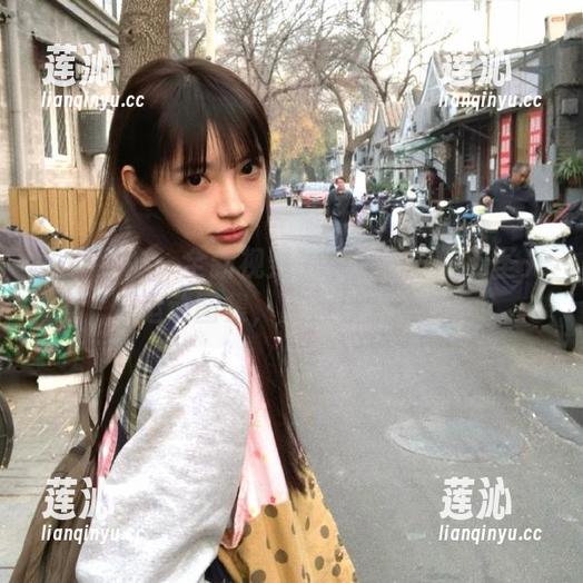 头条女神 - 全新视野！来看乔安的无圣光运动图集，重塑你的审美