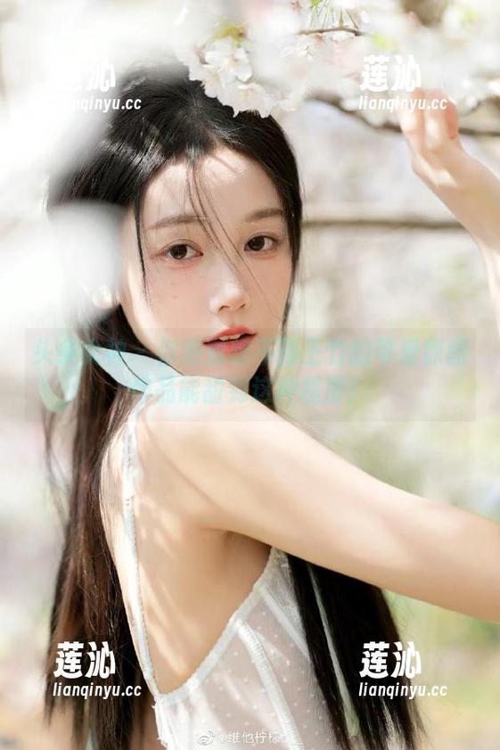 头条女神 - 你绝对想不到王竹的可爱原图作品能甜到这种程度！
