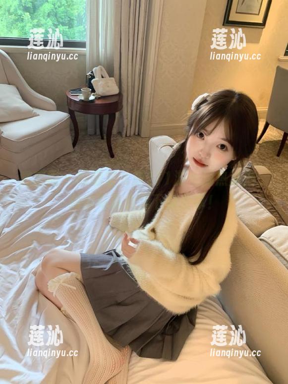 微密圈 - 跟随宝儿茹171游弋温热泳池，独家写真合集下载分享！