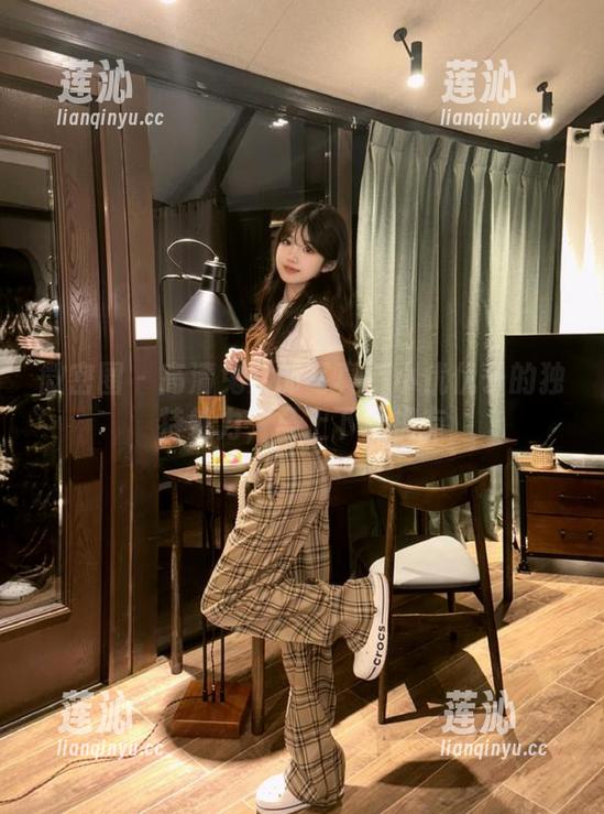 微密圈 - 高清兔女郎写真：小优优子的独特魅力，马上下载拥有