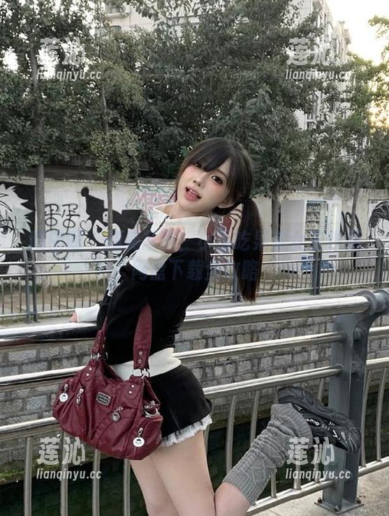微密圈 - 精美写真！小玉吃果冻女王作品网盘下载全攻略