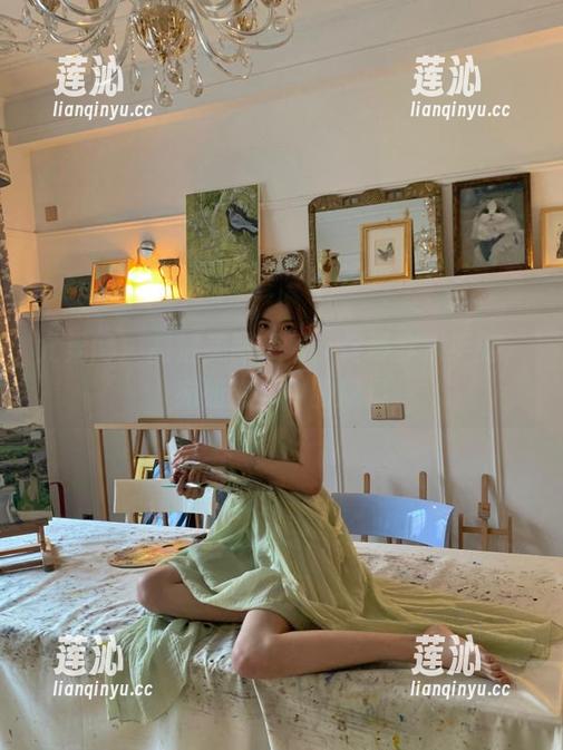尤果网-佟蔓 尤果网 - 高清美图观看:佟蔓穿水手服,宛如海洋中的精灵