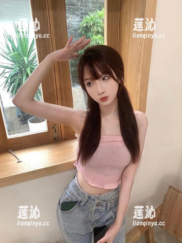 尤果网 - “周妍希”吊带写真，快来网盘下载她的绝美作品，放心，你不会失望的！