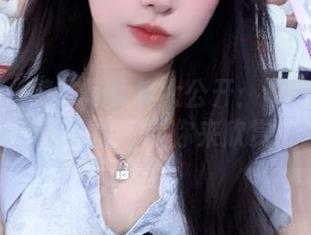 尤果网 - 棉袜写真集大公开：李颜儿分享的甜美瞬间等你来欣赏！