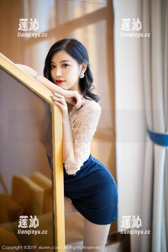 尤果网 - 加入我们，欣赏王幼贞的蕾丝图集分享，开启视觉盛宴！