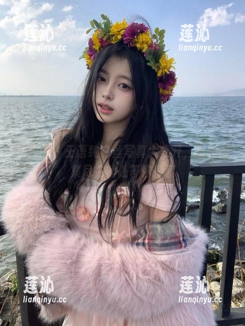 尤果网 - 王语纯白丝写真大公开，福利图集尽在此处等你探索