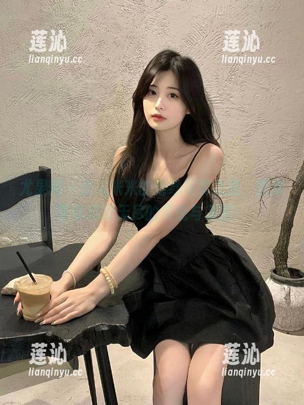 尤果网 - 加入米米的婚纱写真之旅，图库带你探索无尽的灵感与美丽！