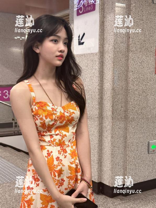 尤果网-艾小青 尤果网 - 艾小青高跟鞋最新写真作品独家分享,与你分享最潮流的搭配技巧