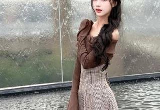 尤果网 - 陈梓涵的女孩写真魅力无限：免费下载作品，开启视觉之旅