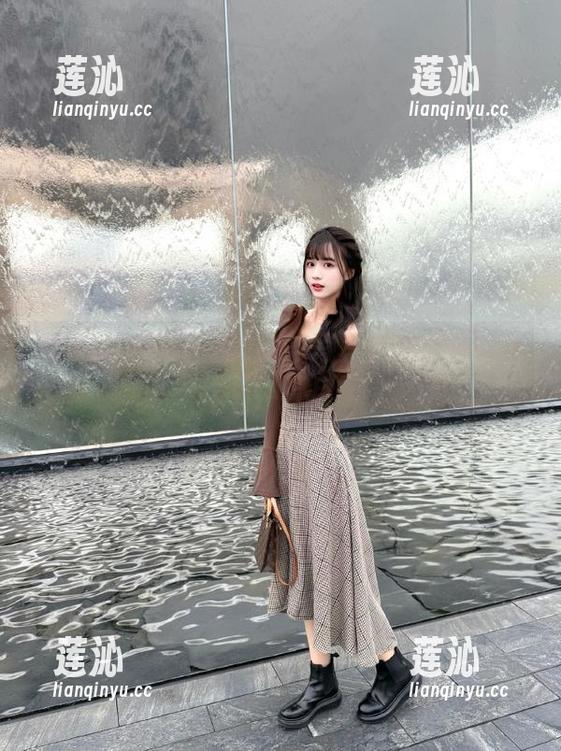 尤果网 - 陈梓涵的女孩写真魅力无限：免费下载作品，开启视觉之旅