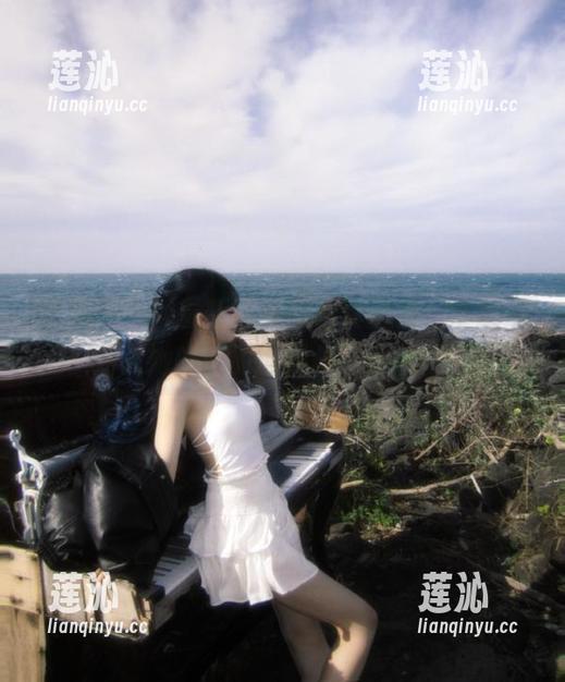 尤果网 - 观看靳宝女神写真合集，带您进入她的美丽世界与创意艺术