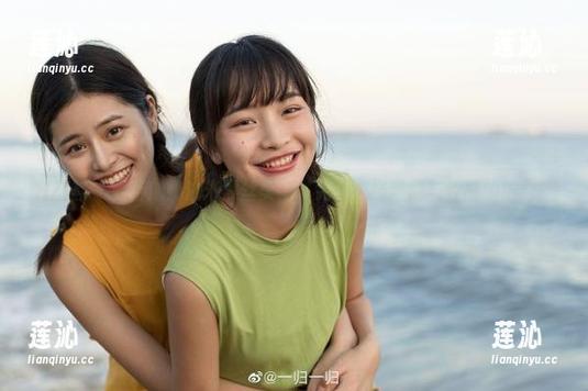 尤蜜荟 - 更新！奶油米黑丝美图，完美演绎时尚与性感的结合！
