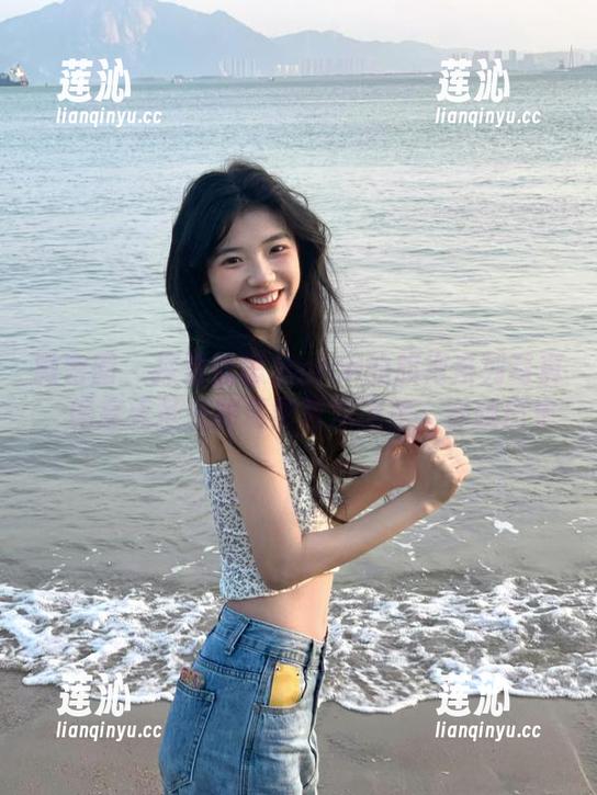 微密圈 - 探索张思允nice的旗袍系列写真，畅享无圣光的摄影艺术之美，穿越历史