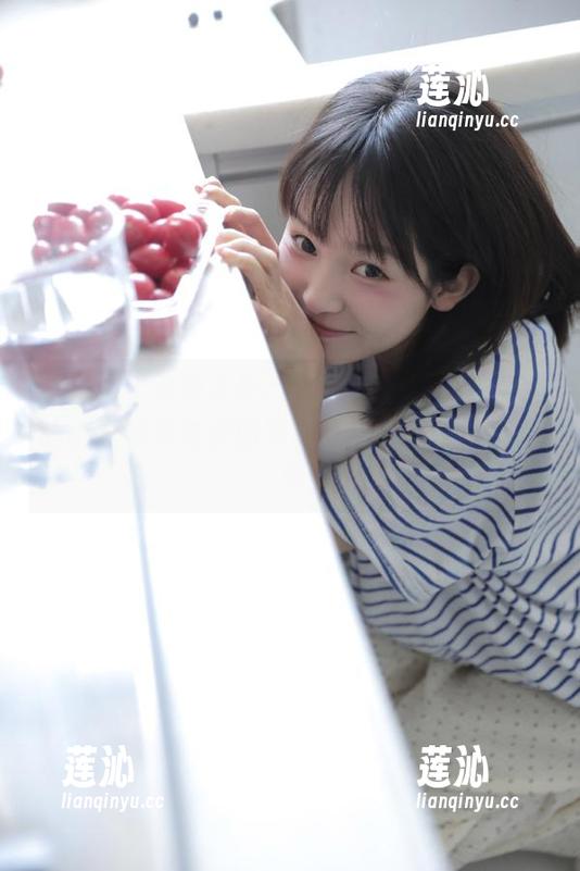 微密圈 - 徐莉芝Booty的音乐之旅：姐姐的小提琴声与美丽写真作品的完美结合全集