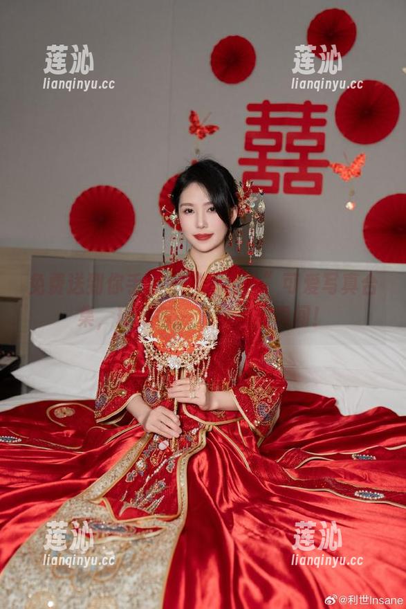 免费送到你手：“抖娘利世”可爱写真合集，珍藏每一个动人的瞬间！