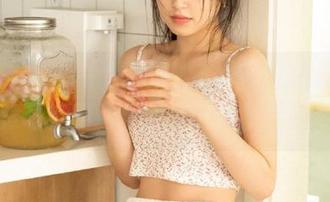 推女神 - 品质生活从雪Baby红裙开始：精美写真照片合集，体现生活的艺术
