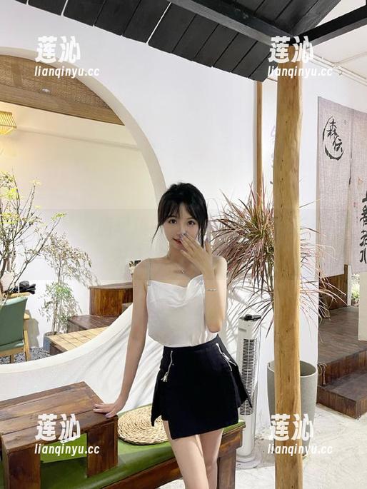 星颜社 - 唐思琪的花嫁私拍图集，感受婚礼上的唯美与幸福